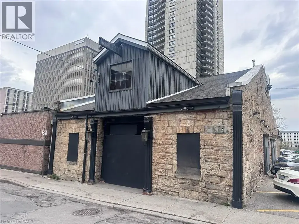 33 Bowen Street, Hamilton
